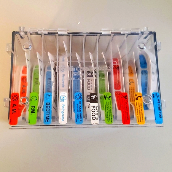 Health Care Logistics Office Pharmacy Label Dispenser With Labels